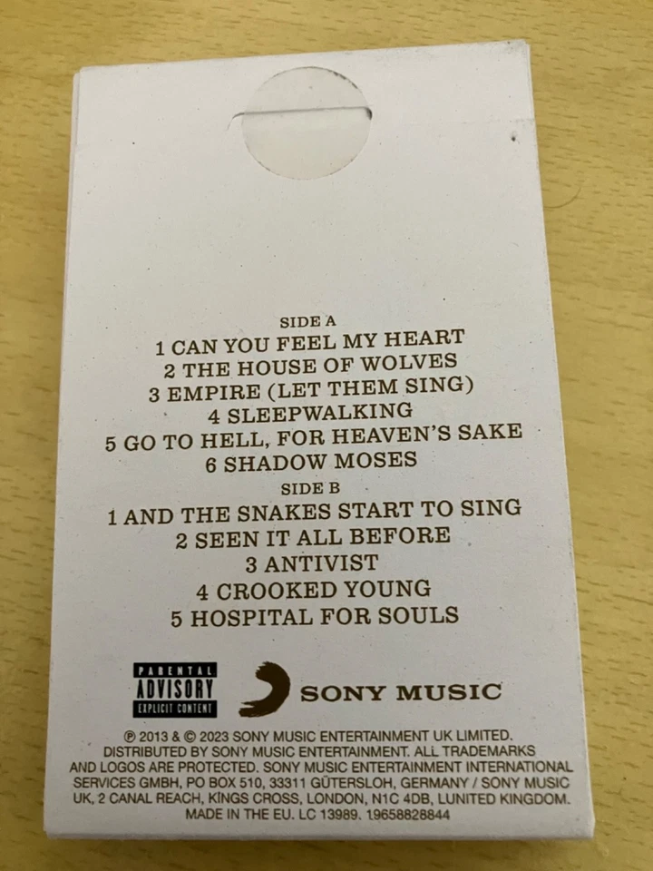 Bring me the Horizon - Sempiternal Cassette - Image 3 of 4