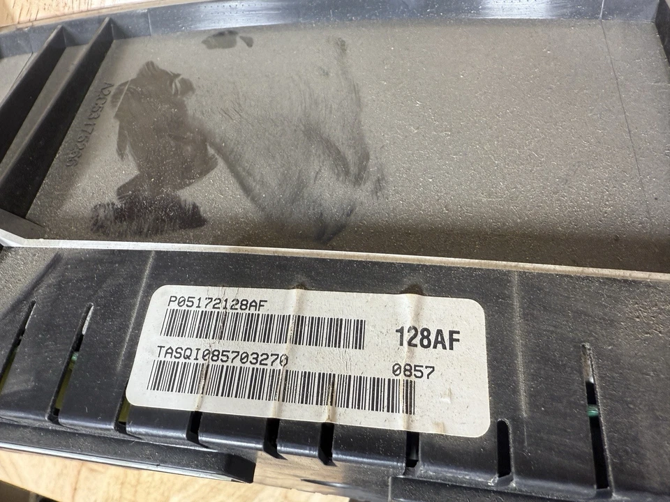 Dodge Ram 2500 2007 6,7 diésel cuadro de instrumentos velocímetro OEM P05172128AF Foto 3 de 4