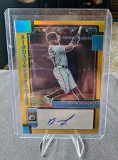 2022 Donruss Optic Signature Series Gold Prizm /10 Bryan De La Cruz Auto