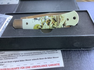 Boker Plus Lockback Frazetta - White Polymer (3.75'' 440C) 01BO653