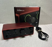 Focusrite Scarlett Solo 4th Gen USB Audio Int...