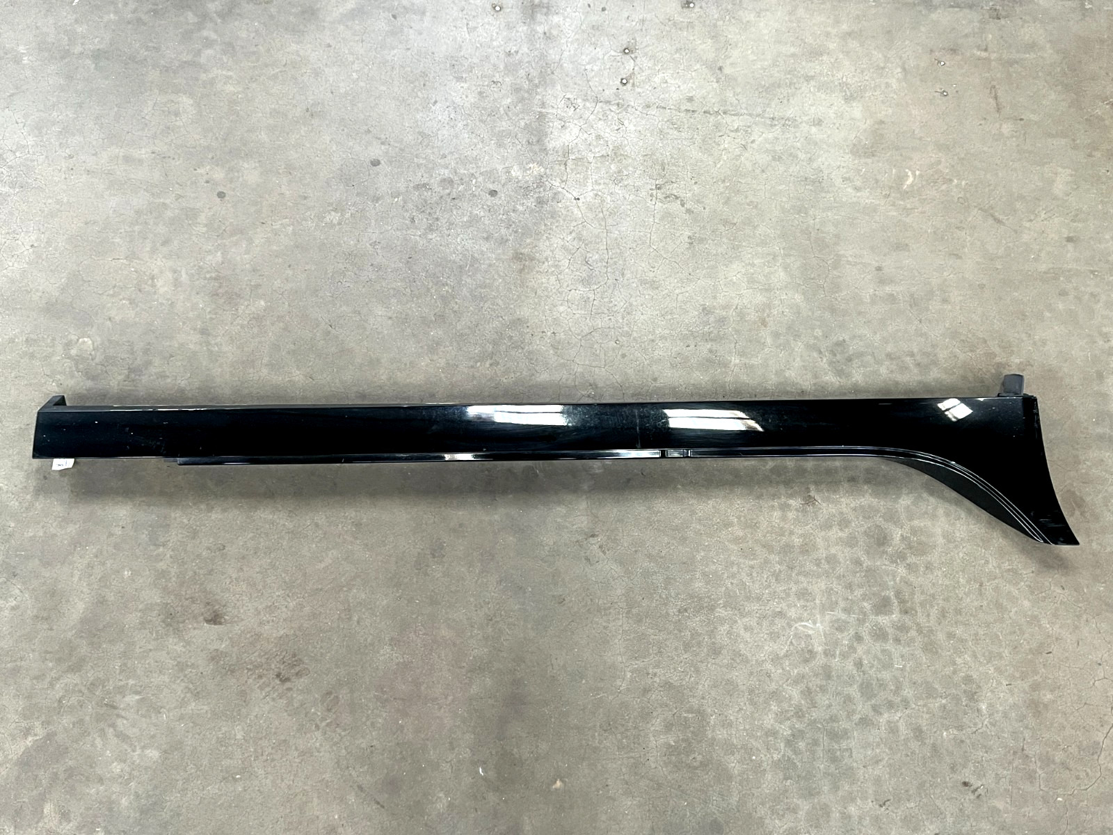 ⭐2016-2023 JAGUAR XF RIGHT PASS SIDE SKIRT ROCKER MOLDING TRIM PANEL OEM LOT2718