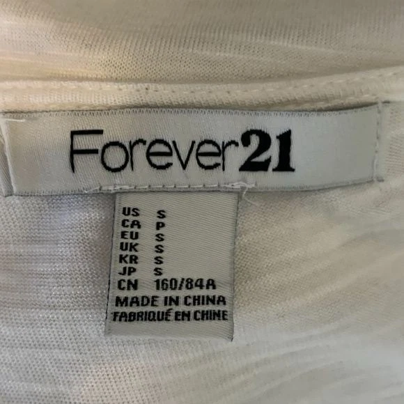 Blusa Forever 21 Mujer Pequeña Blanca Negra Geométrica Manga Corta Top Informal Foto 4 de 4