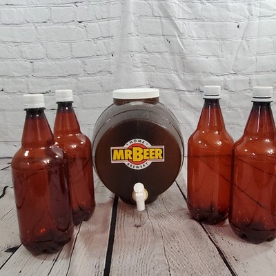 Mr Beer Home Brewing Kit 2 Gallon Brown Plastic Keg Replacement Barrel & Bottles