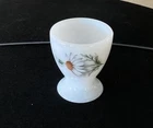 Vintage milk Glass Egg Cup Daisy Pattern 2.25" Mint