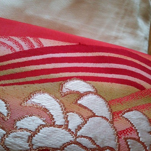 Obi 38 Winter-Made Obi, Red Thread On Background, Gold Thread, White Chrysanthem - Picture 4 of 10