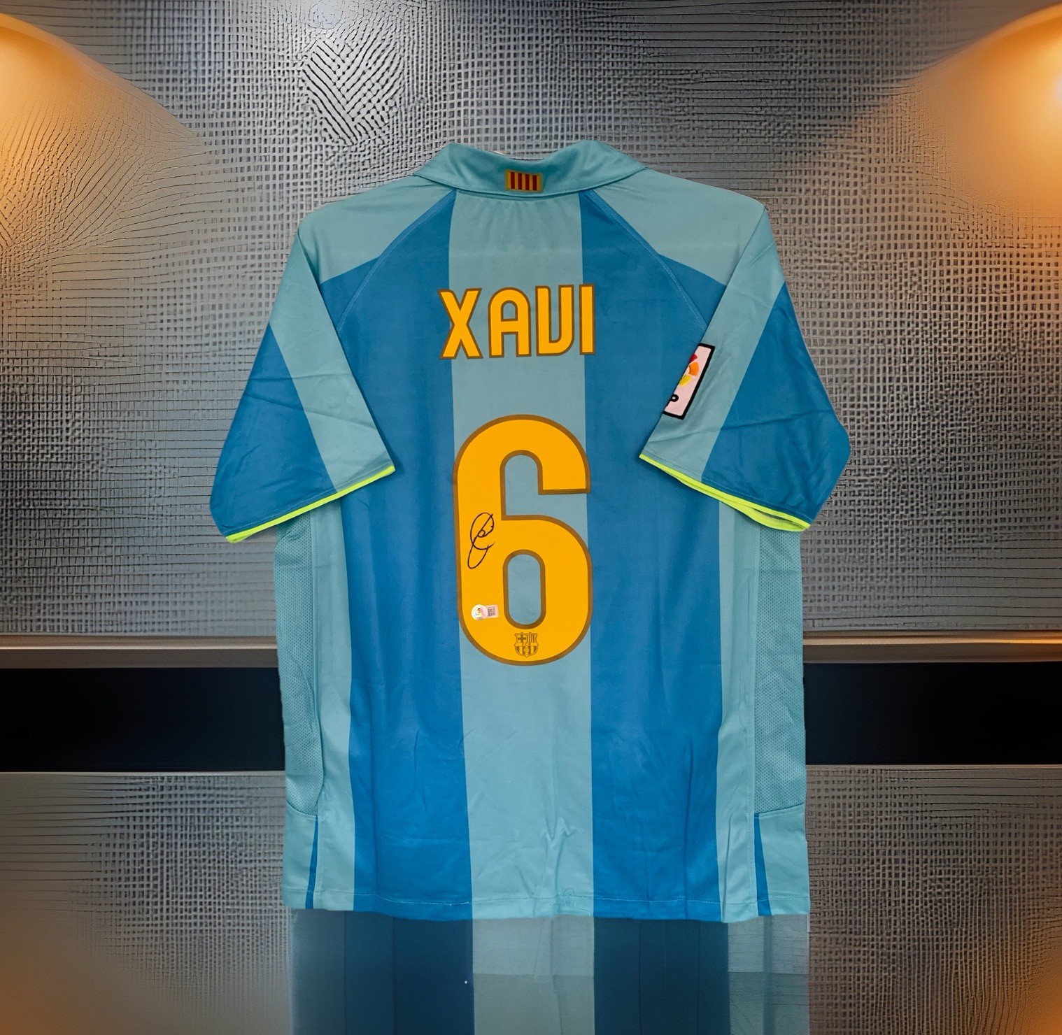 Xavi Hernandez Signed Autographed FC Barcelona 2007/08 Away Jersey Shirt Beckett