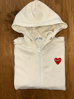 Comme des Garçons PLAY Herren Zip Hoodie weiß Herz Logo bestickt Gr. S