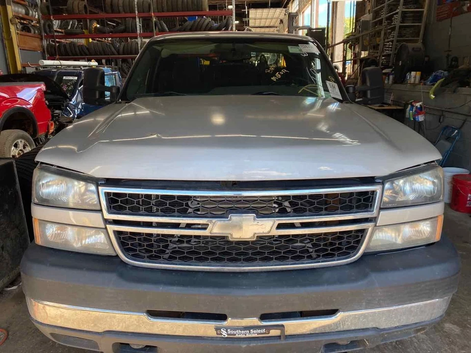 Used Transfer Case Assembly fits: 2007 Chevrolet Silverado 2500 pickup floor shi Foto 2 de 4