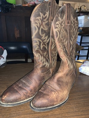 tan pointed toe boots