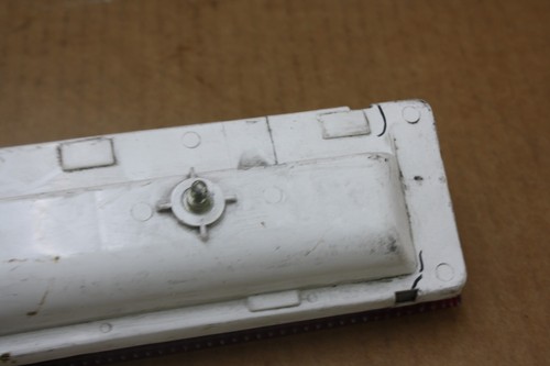 1988-2000 HONDA GOLDWING GL1500 LEFT TRUNK TOUR BOX RUNNING LIGHT LENS GARNISH - Picture 6 of 8