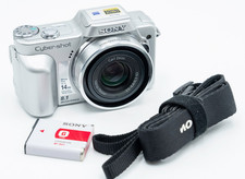Sony Cyber-shot DSC-H3 8.1MP 10X Optical Zoom CCD Digital Camera - Silver