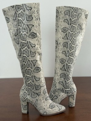 EXPRESS Women s Knee-High Snake Print Pointed Toe Block Heel Pull-On 9M