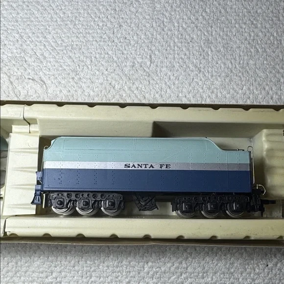 Tren Locomotora IHC Santa Fe 4-6-4 Hudson Blue Goose Escala HO (Nuevo) Foto 3 de 4