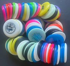 Assortment of 100 misprint mini Frisbee discs 3 7/8 inch diameter