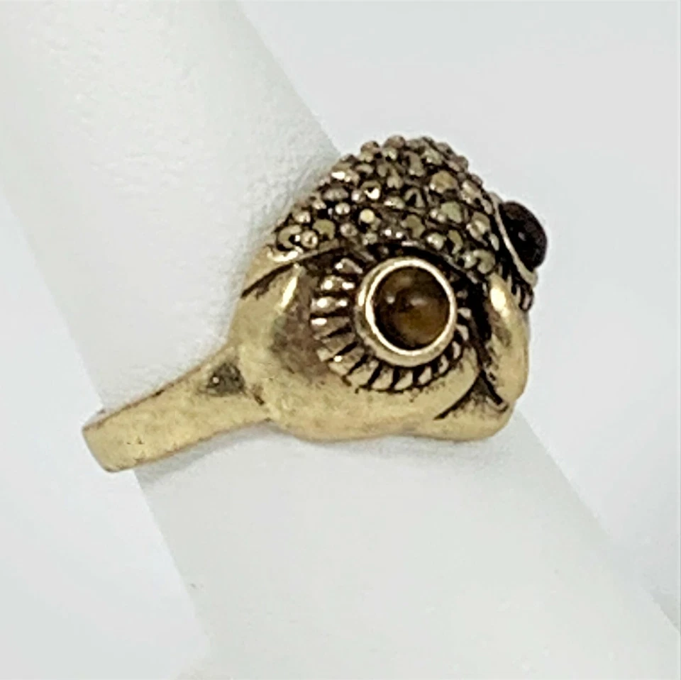 Anillo Cara Búho Cristal Marca Lucky Colección Hoot Couture 7 Tono Dorado Ojo de Tigre Foto 4 de 4