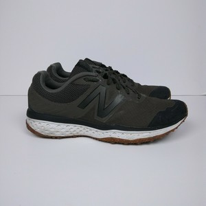 mens olive green running shoes