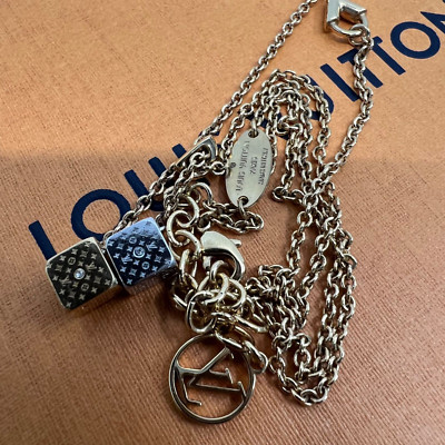 LOUIS VUITTON ネックレス お洒落メンズに大人気♪LV ピックスペンダント ルイヴィトン