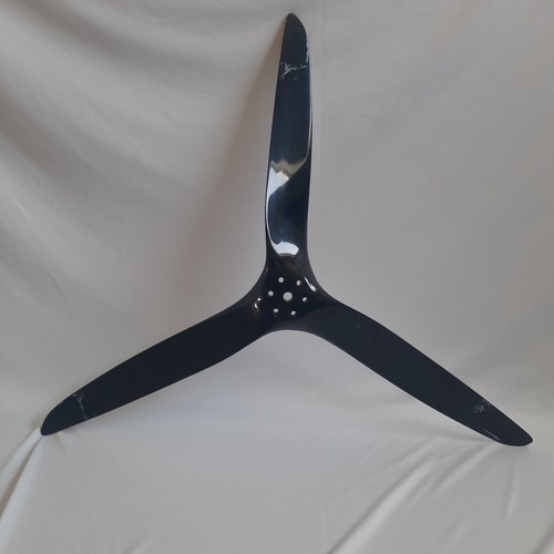 Used Biela Carbon Fiber 26x14 Triple Blade RC Propeller, white with red end tips - Picture 2 of 7