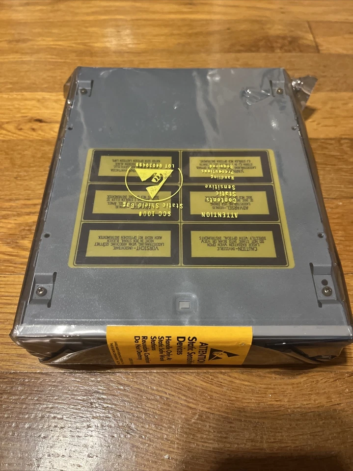 SEALED APPLE CD-ROM DRIVE MODEL CR-587-C IDE 24x MAX SPEED - Image 3 of 4