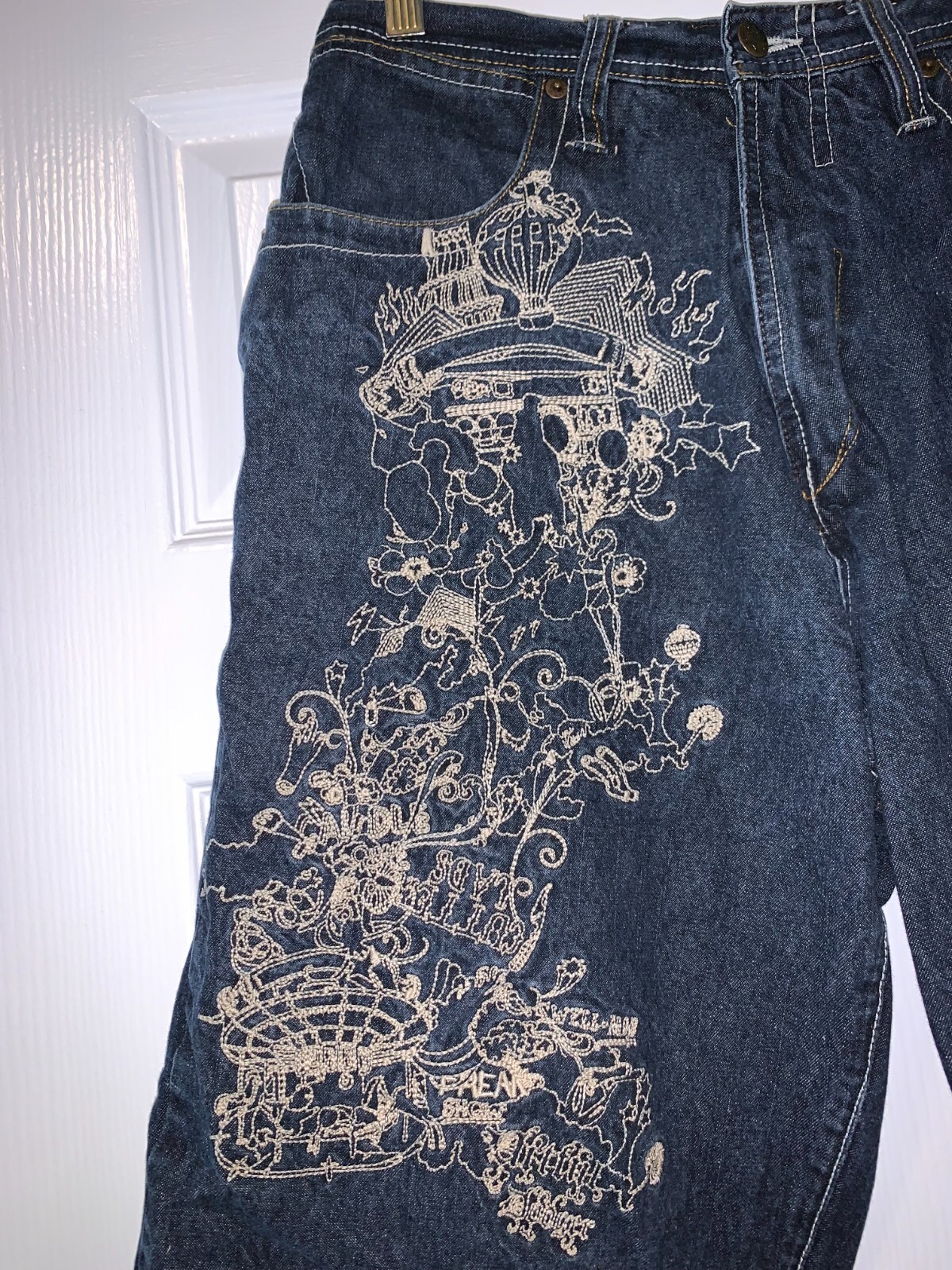 Picture 2 of 5