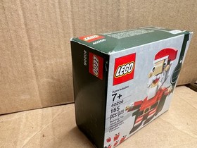 LEGO 40206 Santa 155 Pieces NEW