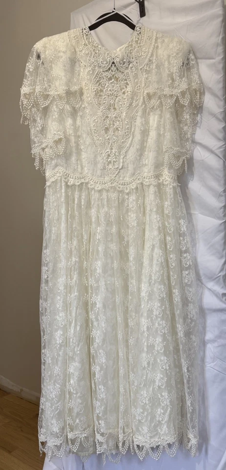 Vintage 1980s Jessica McClintock Wedding Dress Size 18 - Image 4 of 4