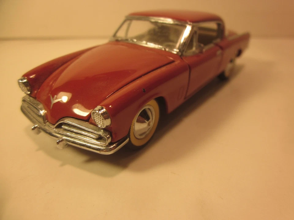 FRANKLIN MINT 1/43 DIECAST "1953 STUDEBAKER STARLINER COUPE" CLASSIC 50s SERIES Foto 4 de 4