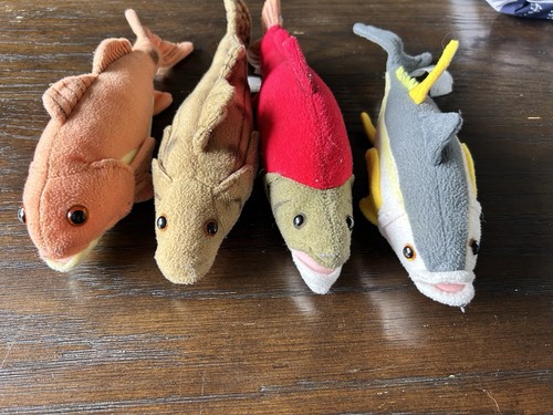 4-Wildlife Artists Cabin Critters Plush 2002. Walleye ,Catfish, Salmon, Redfish