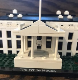 Lego architecture: the white house 21006 (incomplete)