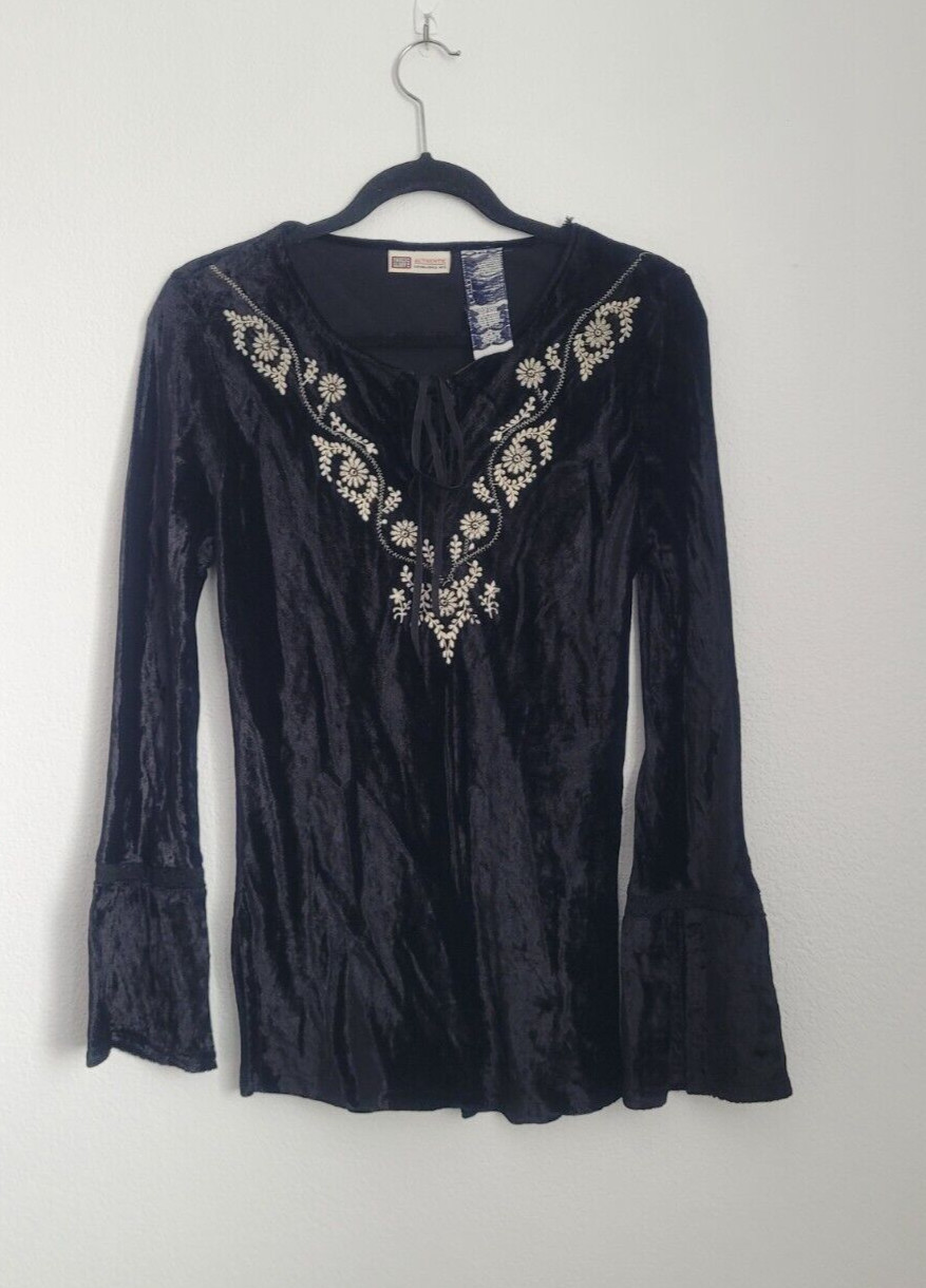 VTG Y2K Faded Glory Black Crushed Velvet Embroidered Top Size L Whimsigoth Fairy