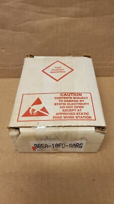 Watlow 986A-10FD-AARG Microprocessor-Based Temperature Process Controller