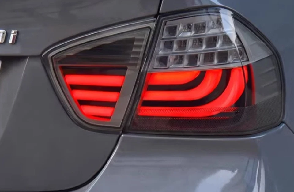 Lámpara de luces traseras LED de actualización 4 piezas para BMW Serie 3 E90 320i 325i 335i 323i negra Foto 3 de 4