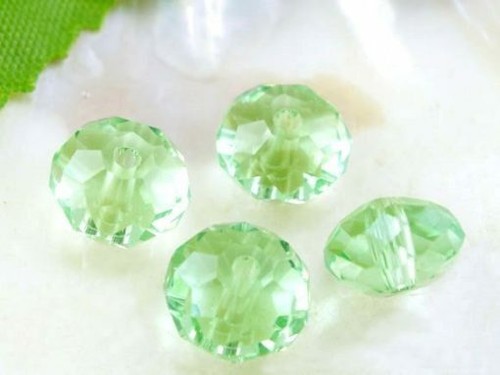 20 pcs. Green Crystal Glass Faceted Rondelle Beads – 8mm – Hole Size: 1.3mm - Afbeelding 1 van 2
