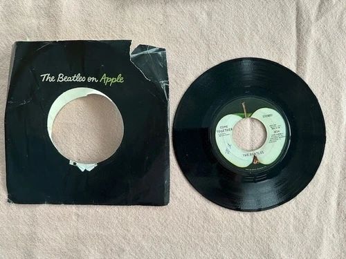 1969 THE BEATLES "SOMETHING/COME TOGETHER"  45 RPM 7" Vinyl Apple 2654