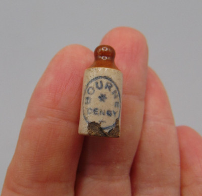 VINTAGE BOURNE DENBY MINIATUR GINGER BEER FLASCHE