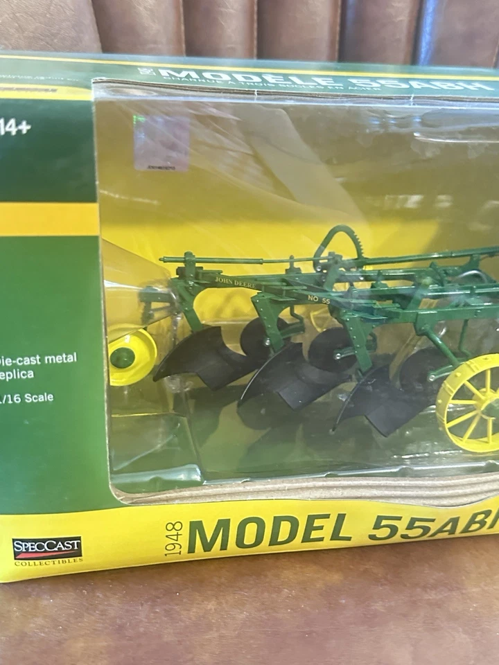 1948 Green 3-Bottom Plow on Steel Model 55ABH 1/16 Scale - Image 3 of 4