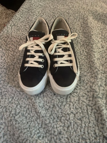 Tommy Hilfiger Dark Blue Sneakers women’s size 9 - Picture 3 of 5