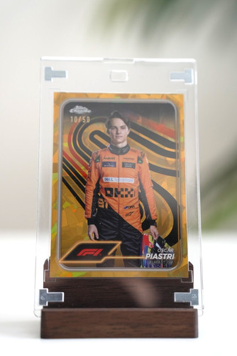 Oscar Piastri 2024 Topps Chrome Sapphire Formula 1 #8 Gold Refractor 10/50
