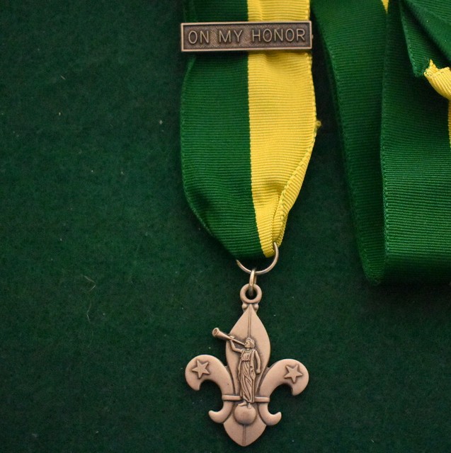 VINTAGE BOY SCOUT CHURCH MEDAL ADULT ON MY HONOR MORMON EBay