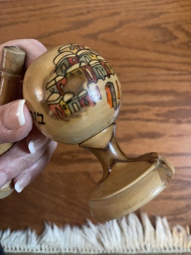 TOUR À ÉPICES JUIVE VINTAGE EN BOIS D'OLIVIER JÉRUSALEM FAITE MAIN JUDAICA ~ 6,5" - Photo 7/12