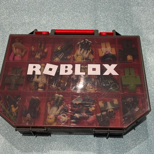 Rare Roblox Action Figures & Accessories Collectors Carry Case 40 Figures - Picture 8 of 8