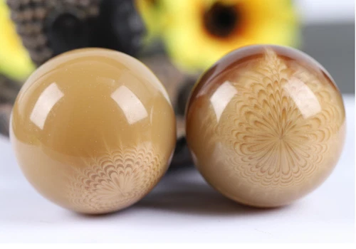 Natural Chinese Tibet Ox horn Fitness ball Sphere Healing 50MM - Picture 3 of 5