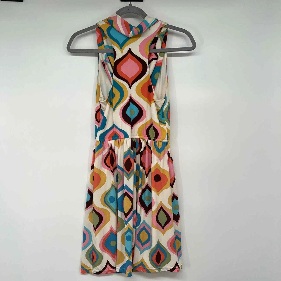 Vestido feminino Judith March gola redonda estampa retrô tamanho P multicolorido - Imagem 3 de 4