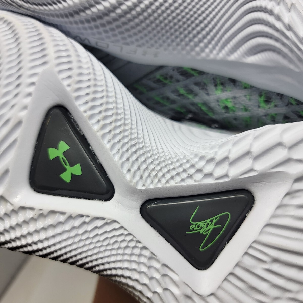 Under Armour Curry 9 Street Pack Talking Trash Womens 9.5 