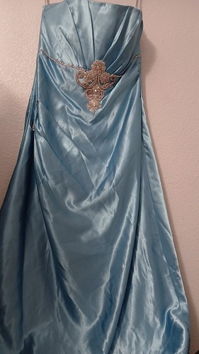 Princess Beautiful Dress - Picture 3 of 3