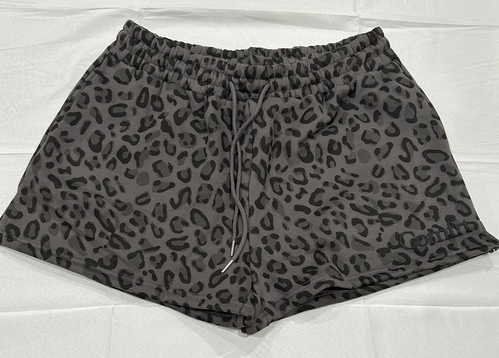 Comfrt Minimalist Shorts Women's