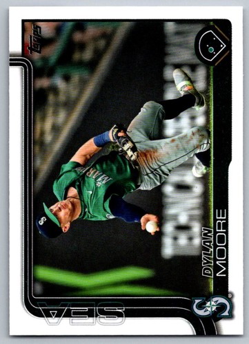 2025 Topps Dylan Moore Seattle Mariners #105 - Picture 1 of 2