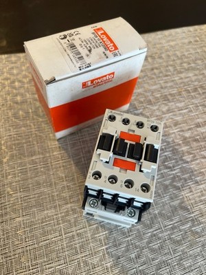 Lovato Contactor BF09 10 A12060, 3 poles, 1 N/O aux contact, 120 VAC coil