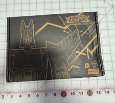 Transformers Generations Selects Cyclonus and Nightstick New Damaged Package #A6